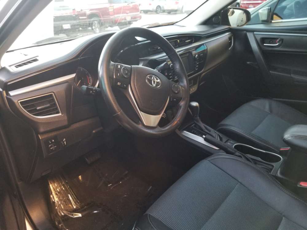 Toyota Corolla 2015 Silver